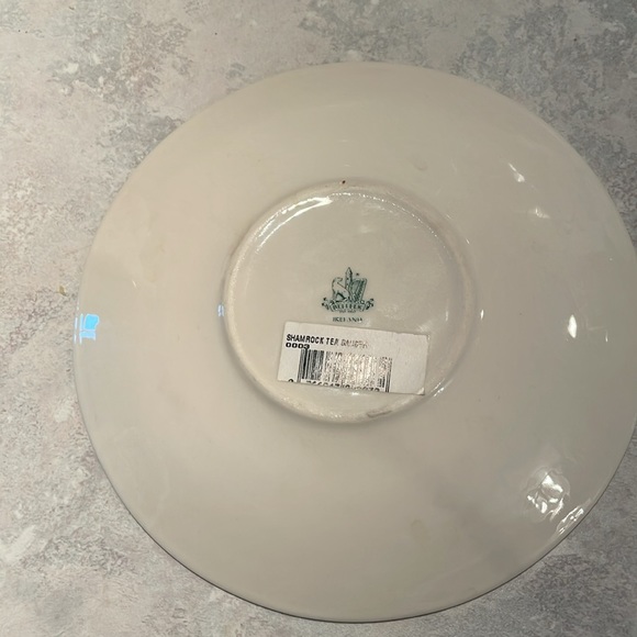 Belleek tea saucer - Picture 4 of 6